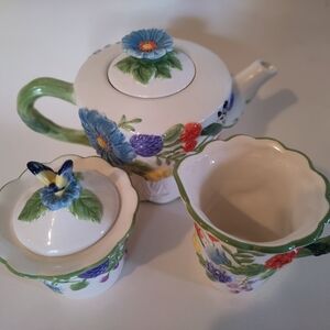 Flower Teapot with Creamer and Sugar bowl